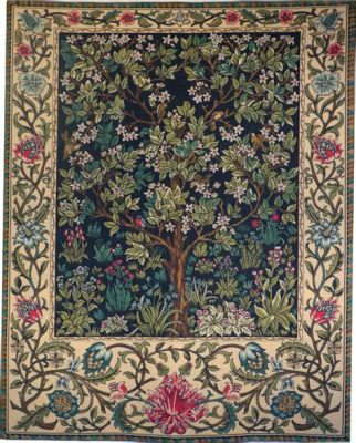  The Garland of Flowers - En Intricately Woven Tapestry of Life and Nature!